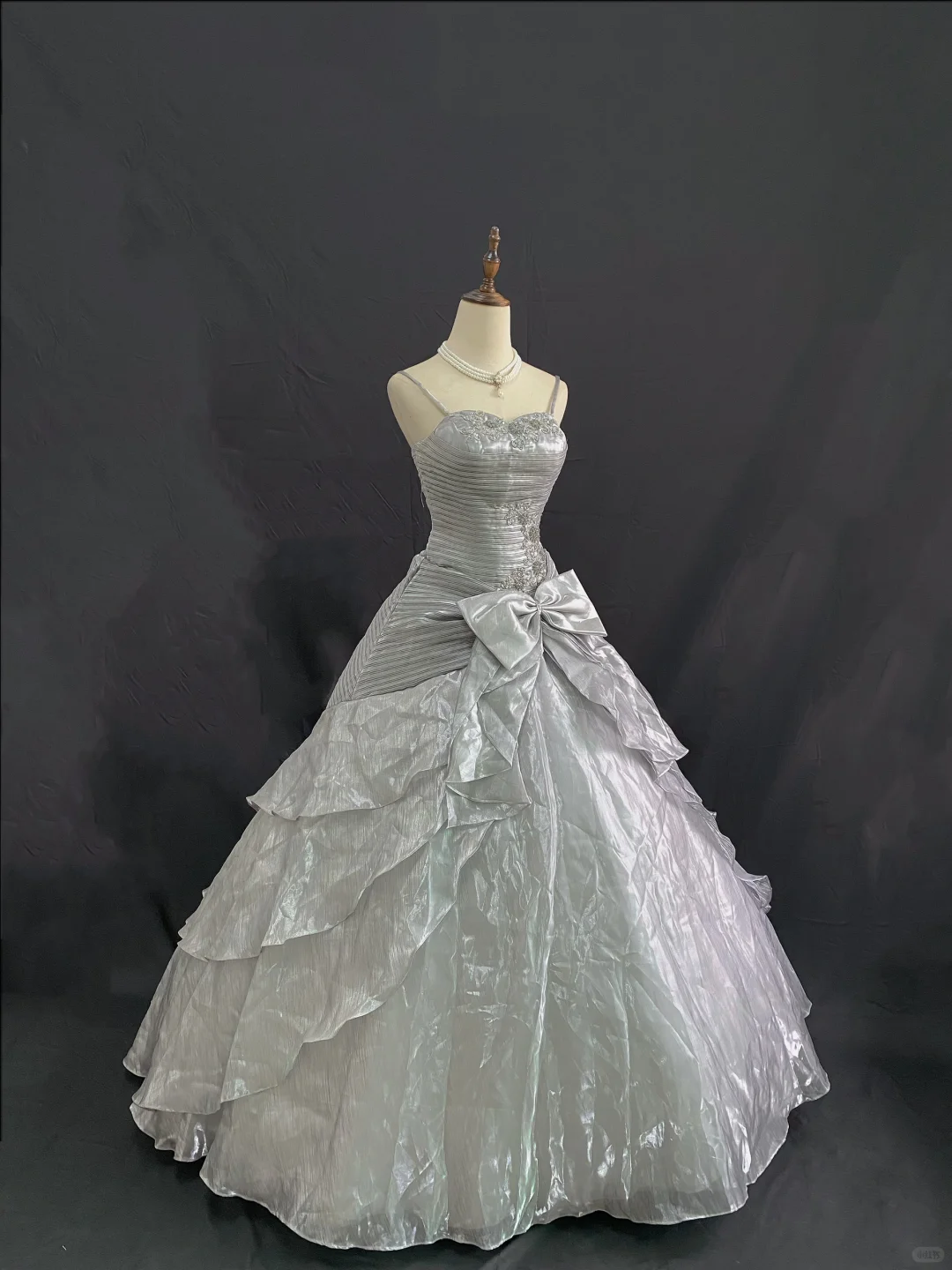 Light Gray Spaghetti Strap Luxury Romantic Gown, Cinched Waist & Voluminous Skirt, Wedding Dress & Bridal Gown gh8210