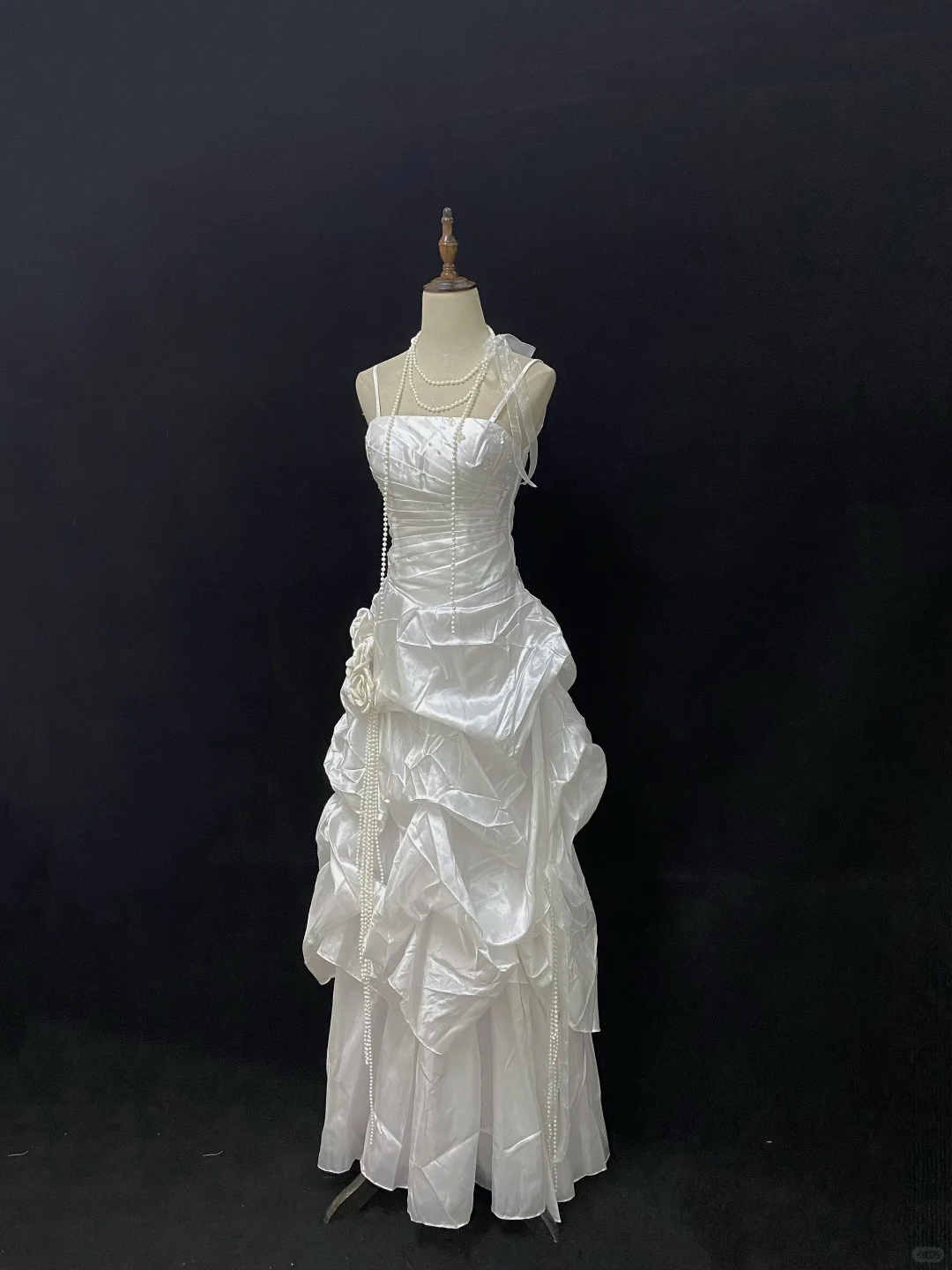 Off-white Satin Spaghetti Strap Long Vintage Luxury Romantic Gown, Wedding Dress & Bridal Gown gh8125