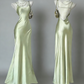 Robe longue sirène dos nu en satin vert menthe clair à fines bretelles - gh6991