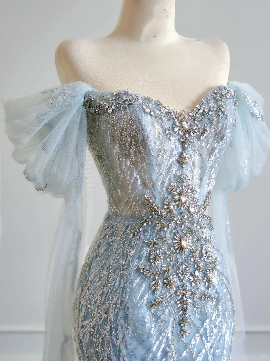 Girlhomeshops--Blue gorgeous exquisite beaded long tulle prom dress gh5485