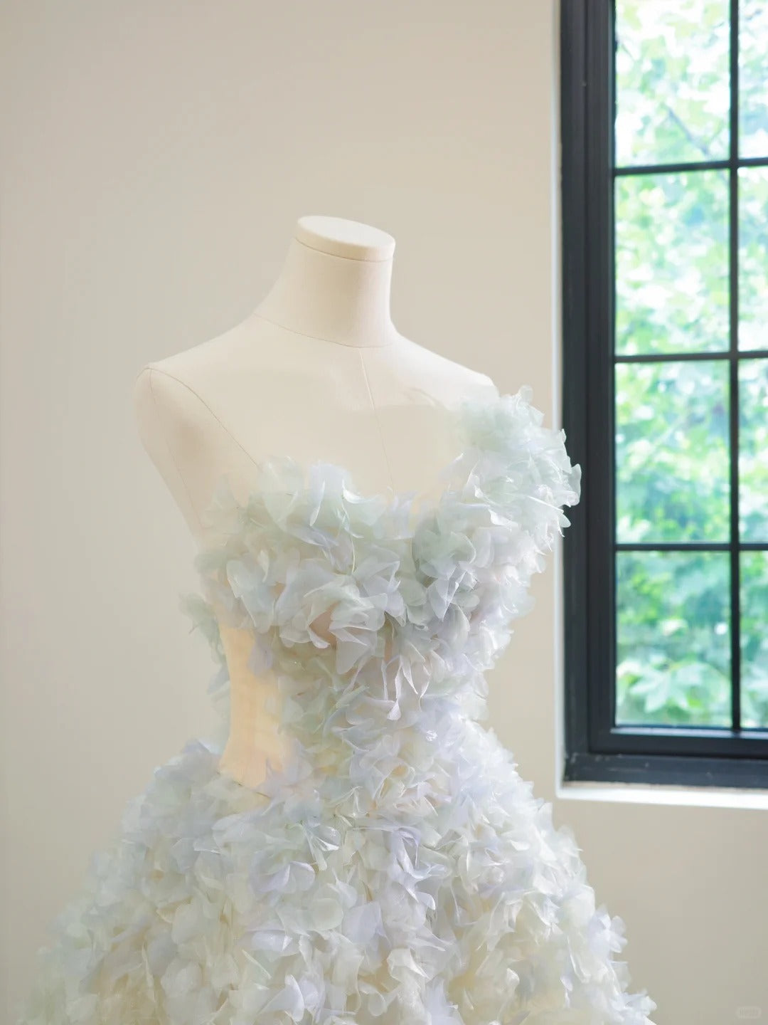 Girlhomeshops - Speziell angepasstes, feenhaftes, elegantes, langes Ballkleid aus Tüll in der Farbe Monet Garden gh5061