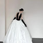 Schwarz und weiß modische und elegante V-Ausschnitt lange Satin A-Linie bodenlangen Ballkleid Abendkleid Ballkleid gh3732