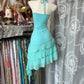 Robe de soirée courte élégante en mousseline de soie bleu clair à volants, style vintage, gh4776