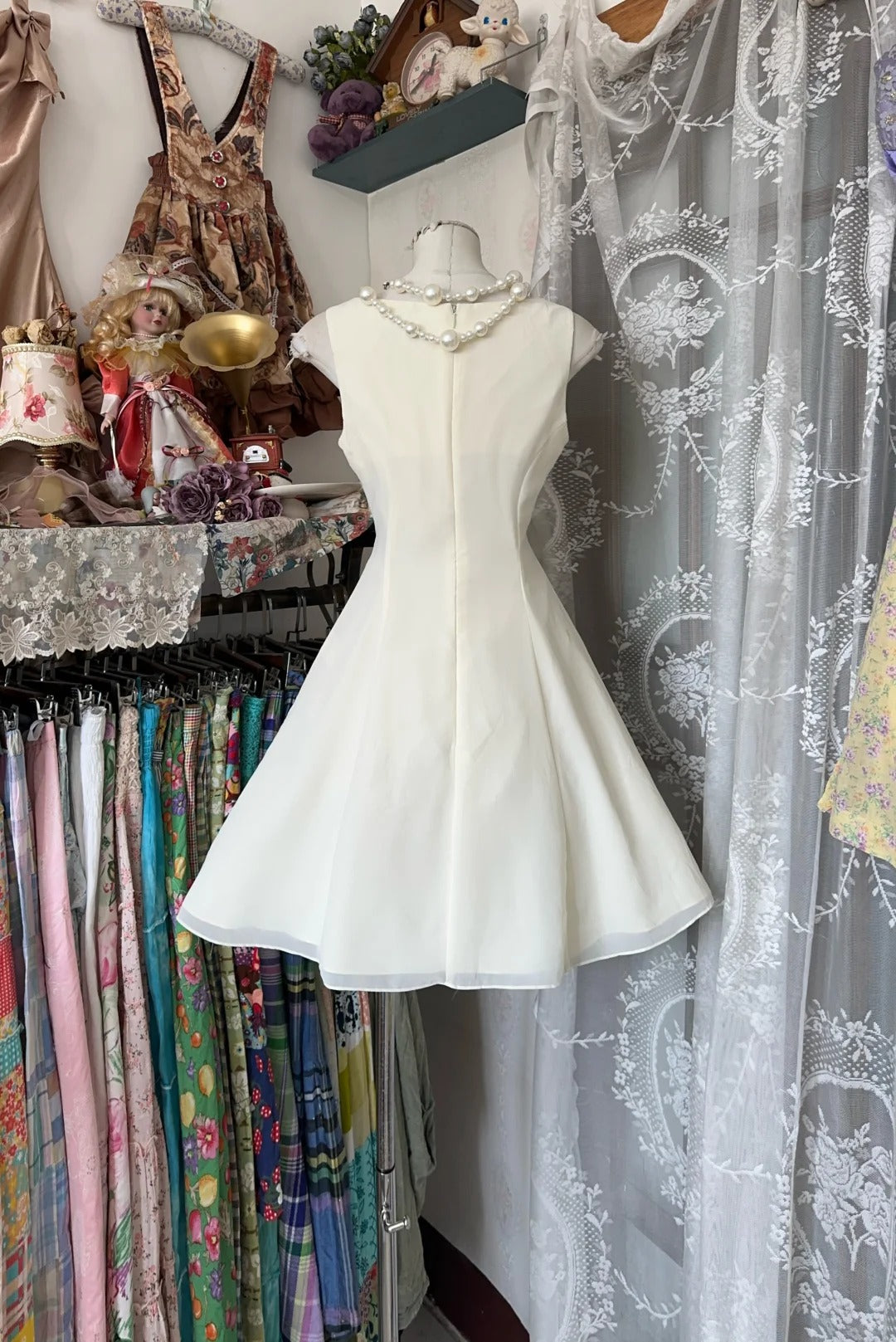 Girlhomeshops - Robe de soirée courte et simple en satin blanc, tenue de soirée, d'anniversaire, gh5186
