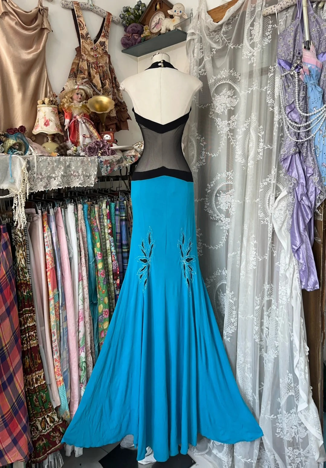 Girlhomeshops - Robe de soirée longue et élégante à bretelles et perles bleues, gh5187