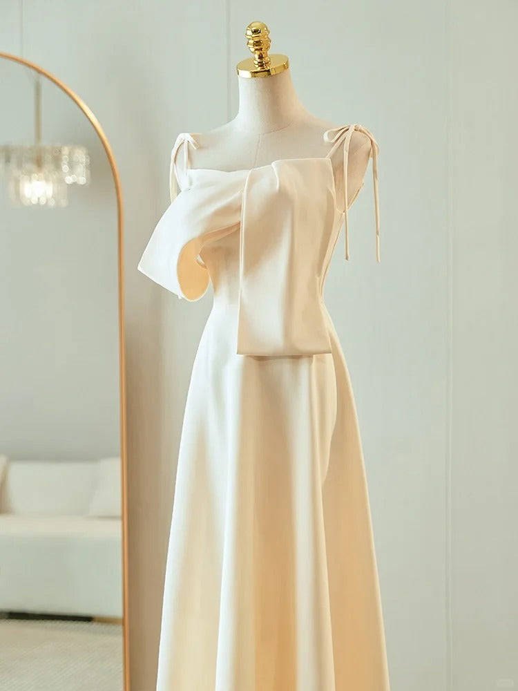 Champagner Elegante Mode Lange Bodenlangen Satin Brautjungfernkleider Ballkleid Abendkleid Hochzeitsgast Partykleid Hochzeit Mutter der Braut Kleid gh4001