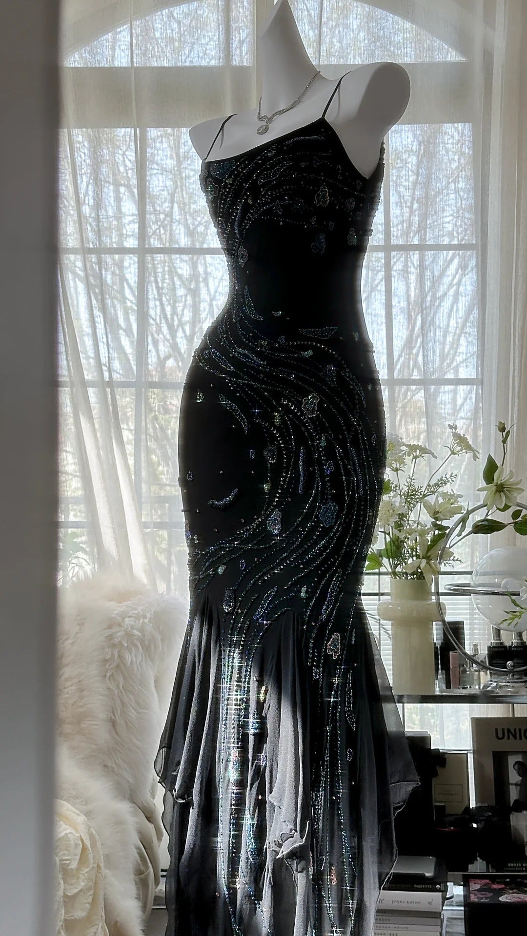 Schwarzes, glänzendes, luxuriöses, wunderschönes, exquisites, perlenbesetztes, langes Meerjungfrauenkleid aus Chiffon, Feenballkleid, Abendkleid, Hochzeitsgast, Partykleid, Ballkleid, Verabredungskleid, Abschlussballkleid, gh3992