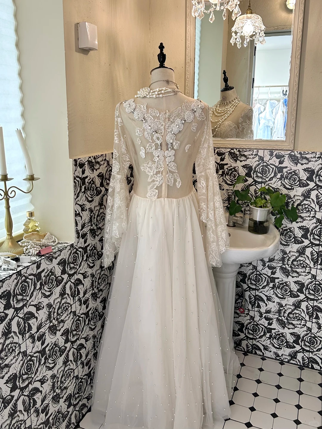 Ivory Long Sleeve Lace Waist-Cinched Full Flared Skirt Romantic Dress, Wedding Gown gh7662