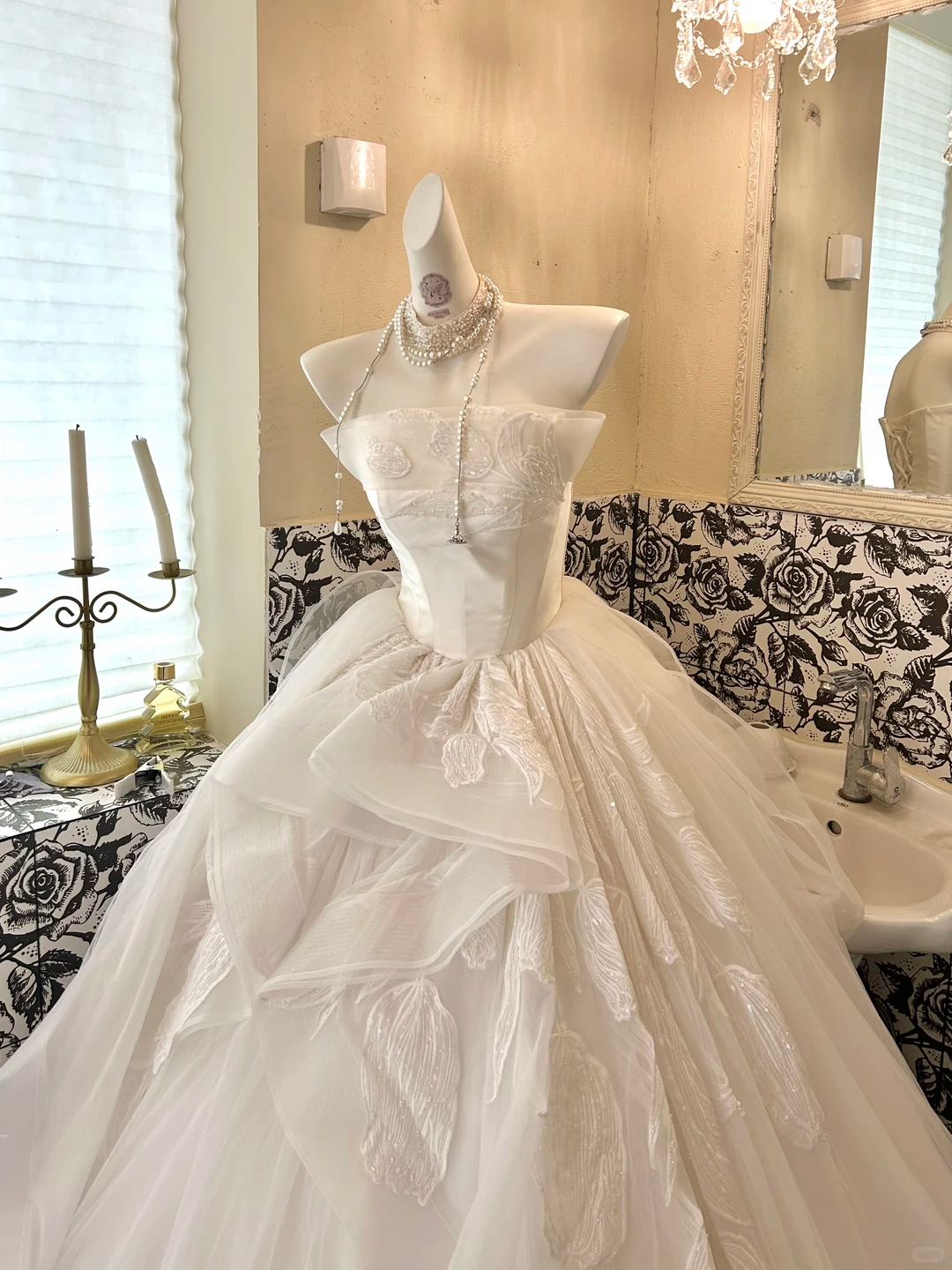 Ivory Strapless Waist-Cinched Voluminous Full Flared Skirt Romantic Dress, Wedding Gown gh7772