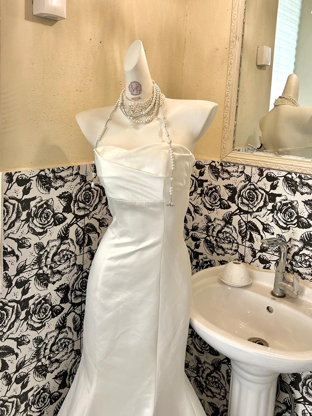 White Satin Strapless Cinched Waist Figure-Flattering Bodycon Sexy Mermaid Skirt Long Sexy Romantic Dress, Wedding Gown gh7815