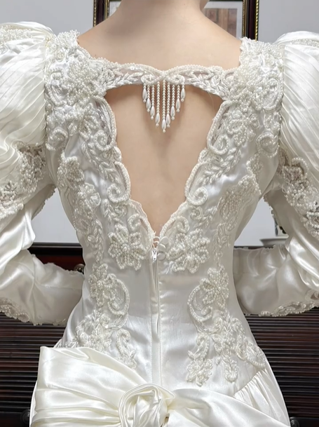 Ivory Vintage Satin Wedding Gown, V‑Neck, Vintage Leg‑of‑Mutton Puff Long Sleeves, Exquisite Lace Appliqués Fitted Waist, Satin Full‑Skirt With Long Train, Lace Trim On Hem, Bridal Prom Dress gh8758