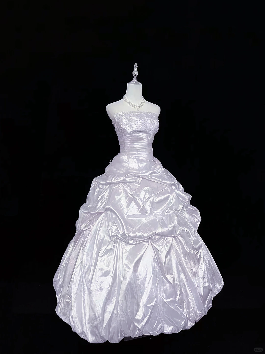 Lavender Strapless Beaded Cinched Waist Voluminous Princess Skirt Long Romantic Dress, Wedding Gown gh7951