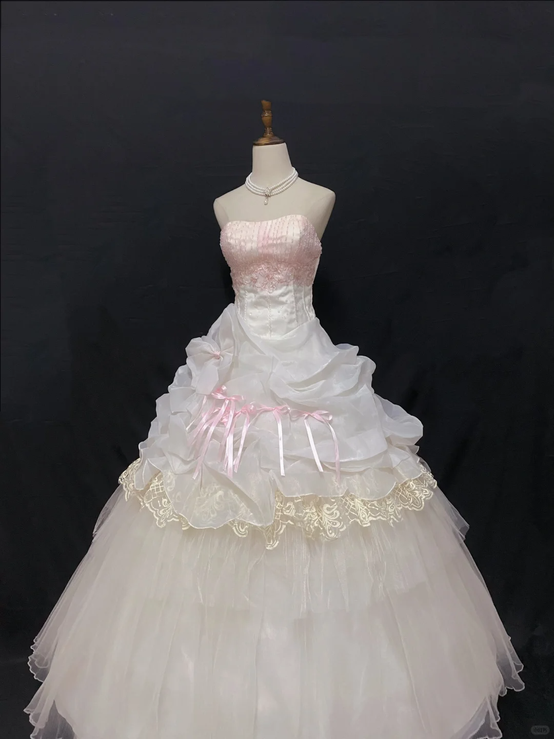 Blush Pink Strapless Elegant Romantic Gown, Cinched Waist, Voluminous Princess Skirt, Wedding Dress & Bridal Gown gh8259