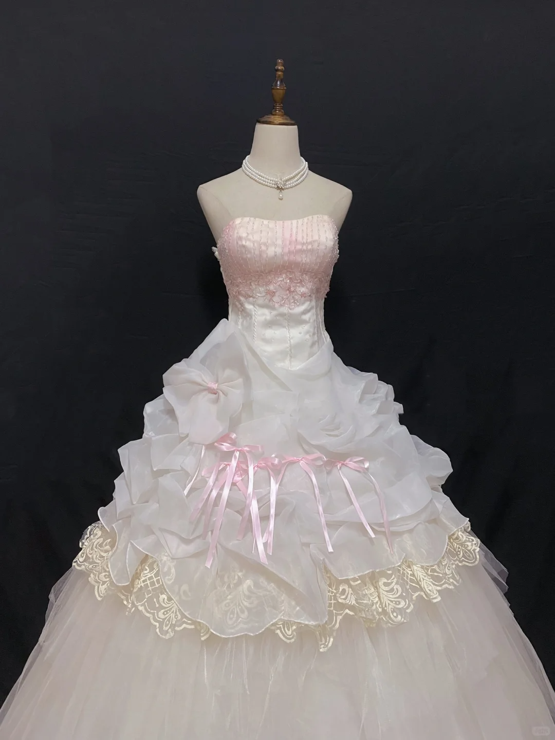Blush Pink Strapless Elegant Romantic Gown, Cinched Waist, Voluminous Princess Skirt, Wedding Dress & Bridal Gown gh8259