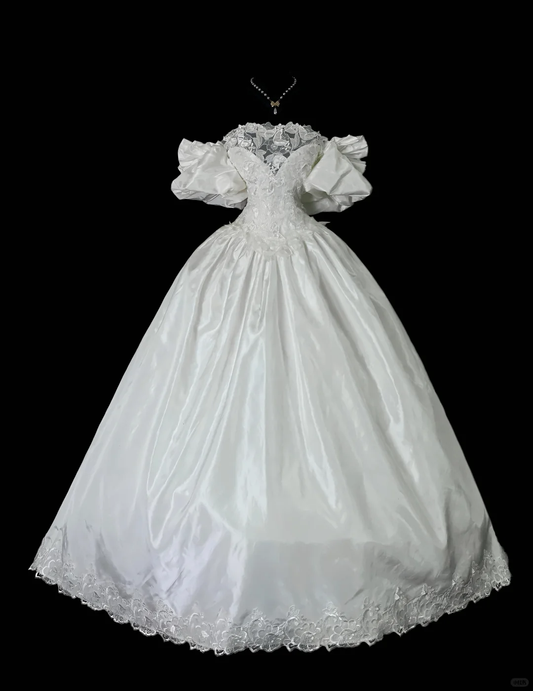 Ivory Vintage Satin Wedding Gown, Off‑Shoulder Lace Neckline, Puff Short Sleeves, Lace Appliqués Fitted Bodice, Voluminous A‑Line Floor‑Length Skirt, Scalloped Lace Hem, Royal Bridal Wedding Dress gh8874