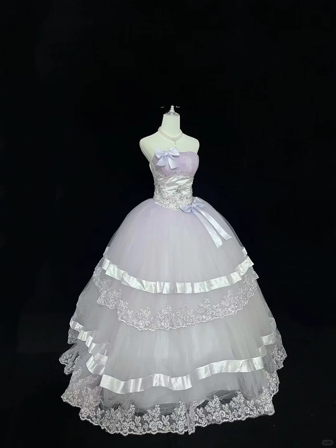 Lavender Strapless Cinched Waist Classic Styling Voluminous Skirt Romantic Dress, Wedding Gown gh7996