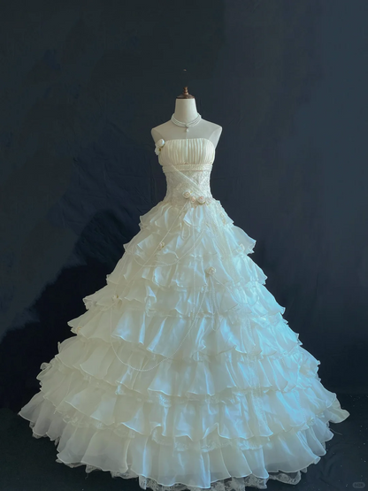 Off-white Strapless Romantic Long Gown, Cinched Waist, Fluffy Tiered Cake Skirt, Classic Elegant Style, Wedding Dress & Bridal Gown gh8261