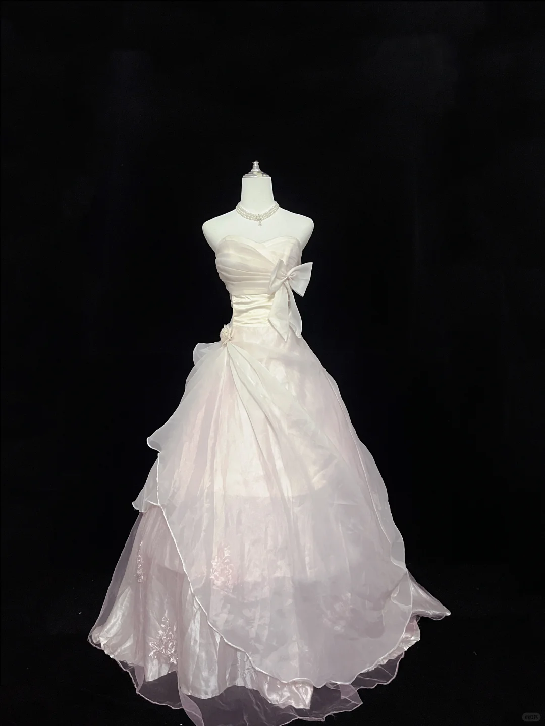 Blush Pink Gradient Strapless, Cinched Waist, Voluminous Gentle Style Skirt Long Romantic Dress, Wedding Gown gh8042