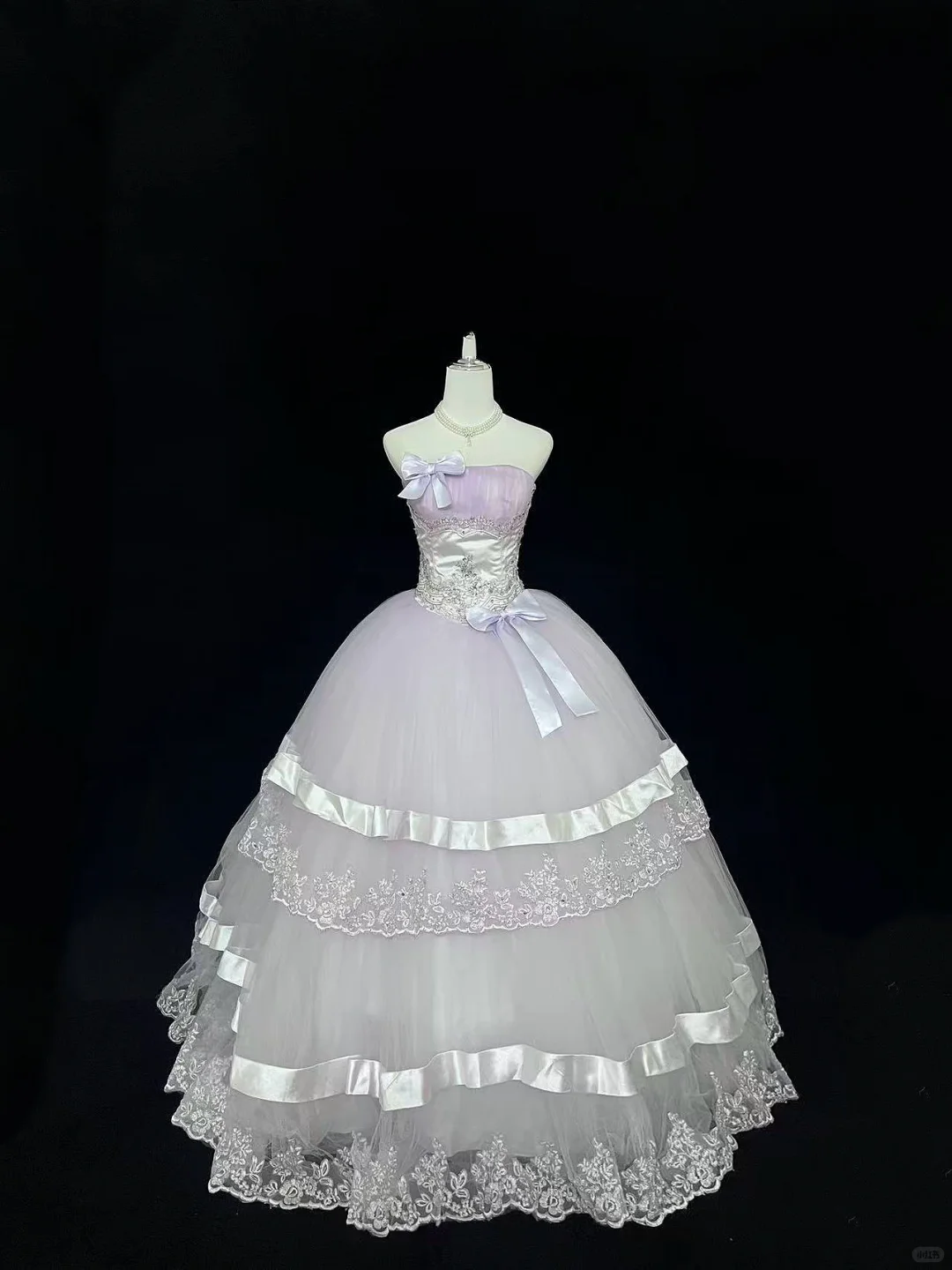 Lavender Strapless Cinched Waist Classic Styling Voluminous Skirt Romantic Dress, Wedding Gown gh7996