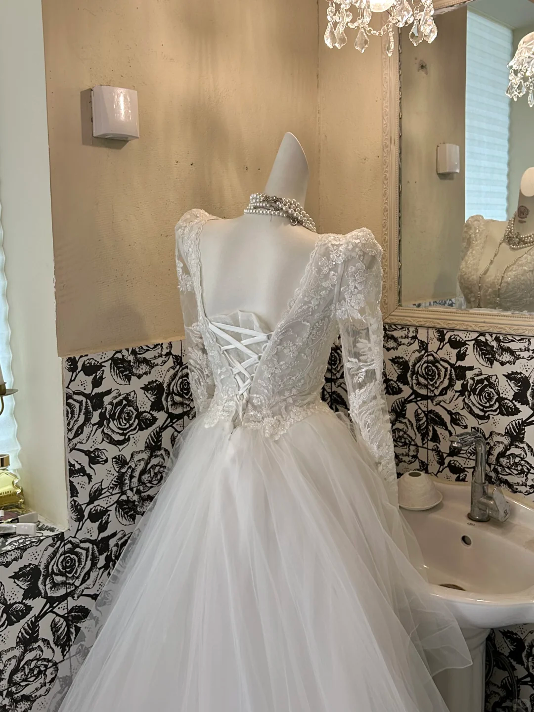 Ivory V-Neck Lace Long Sleeve Waist-Cinched Voluminous Skirt Long Romantic Dress, Wedding Gown gh7606