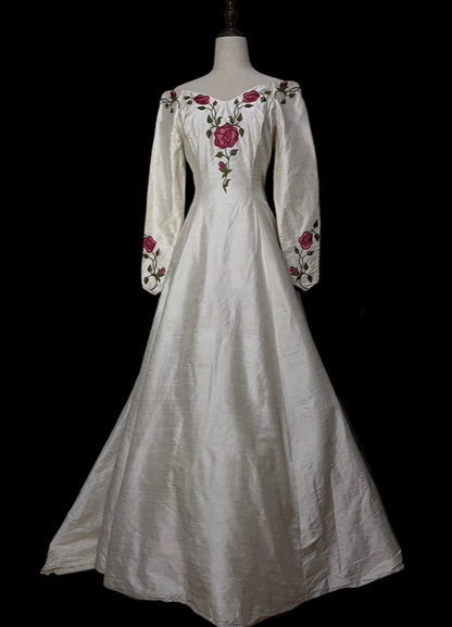 Vintage Off White Long Sleeve Embroidery Fitted Waist Long A-Line Prom & Evening Party Dress gh8500