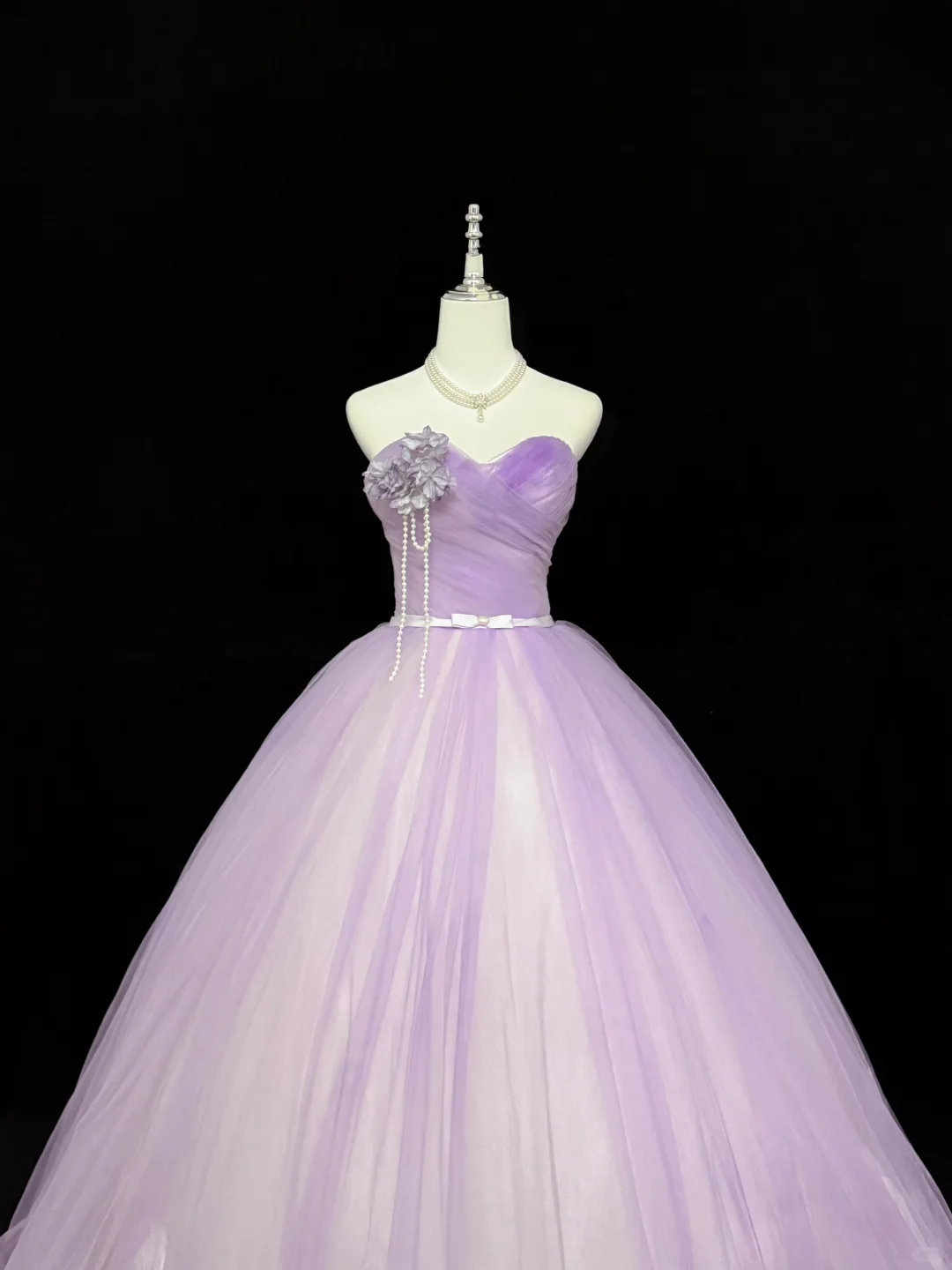 Romantic Wedding Gown, Lavender Strapless, Cinched Waist, Voluminous Full Skirt gh7909