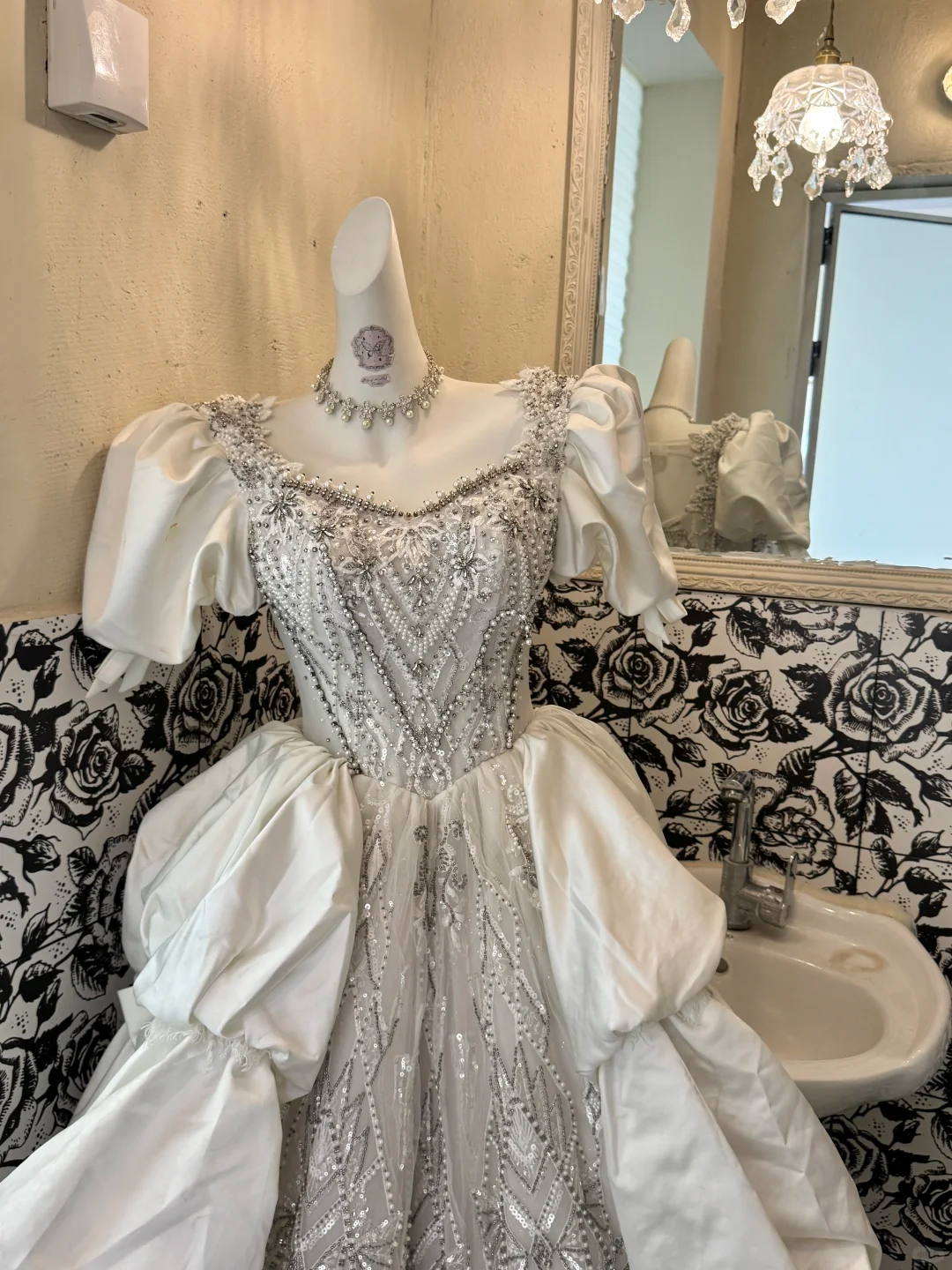 White Puff Sleeve Square Neck Waist-Cinched Puffy Skirt Vintage Romantic Dress, Wedding Gown gh7541