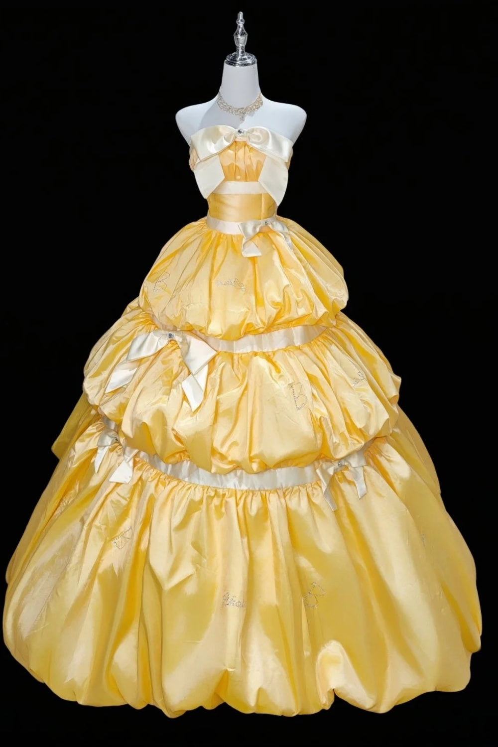 Langes gelbes Ballkleid aus Satin gh6830