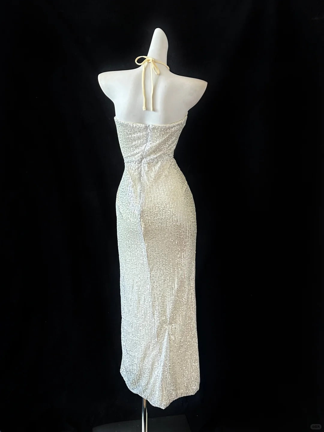 Elegantes langes Ballkleid mit goldenen Pailletten, Abendkleid, Partykleid, gh4477