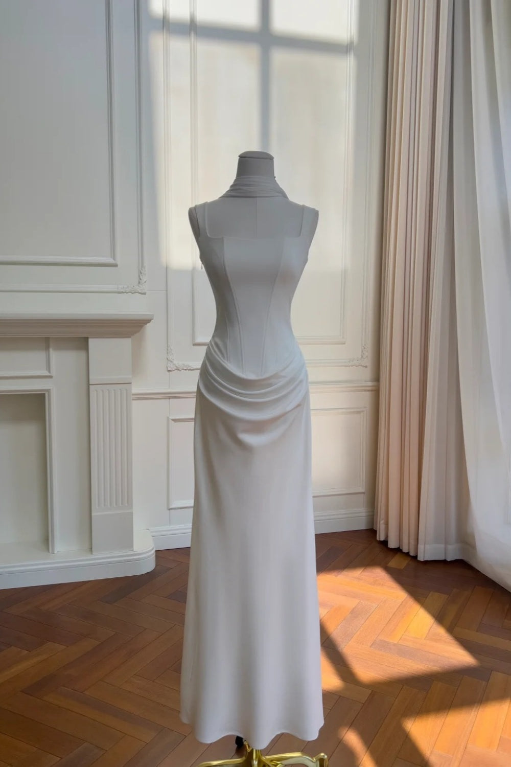 Robe de bal longue en satin blanc gh6797
