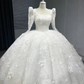 Weißes Ballkleid im königlichen Stil mit Puffärmeln – aufwendig besticktes Brautkleid für die Kirche gh6968