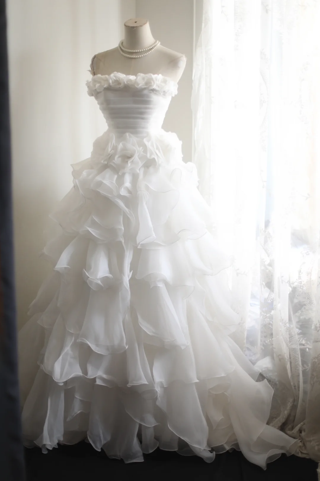 Retro Long Tiered Skirt White Strapless Formal Evening Dress gh7120