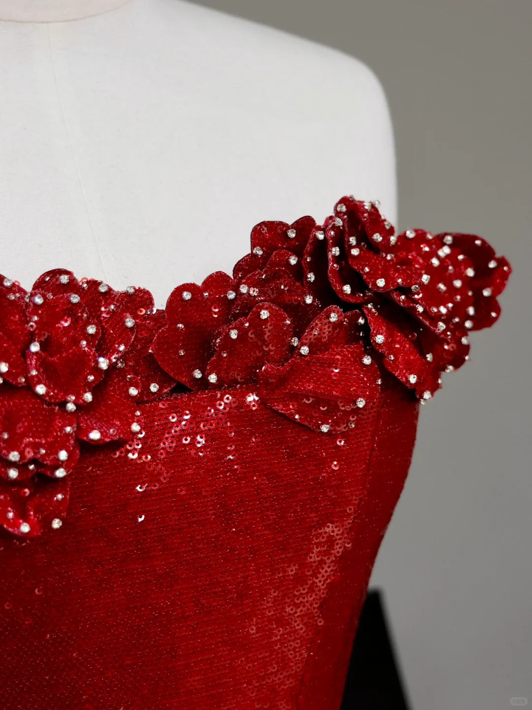 Girlhomeshops -Red shiny long sequined prom dress evening dress party dress gh5120