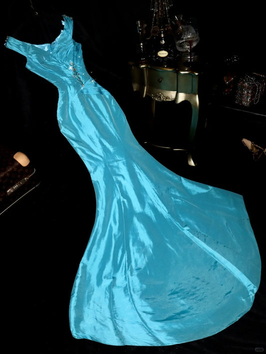 Robe de soirée longue en satin bleu à perles gh4425