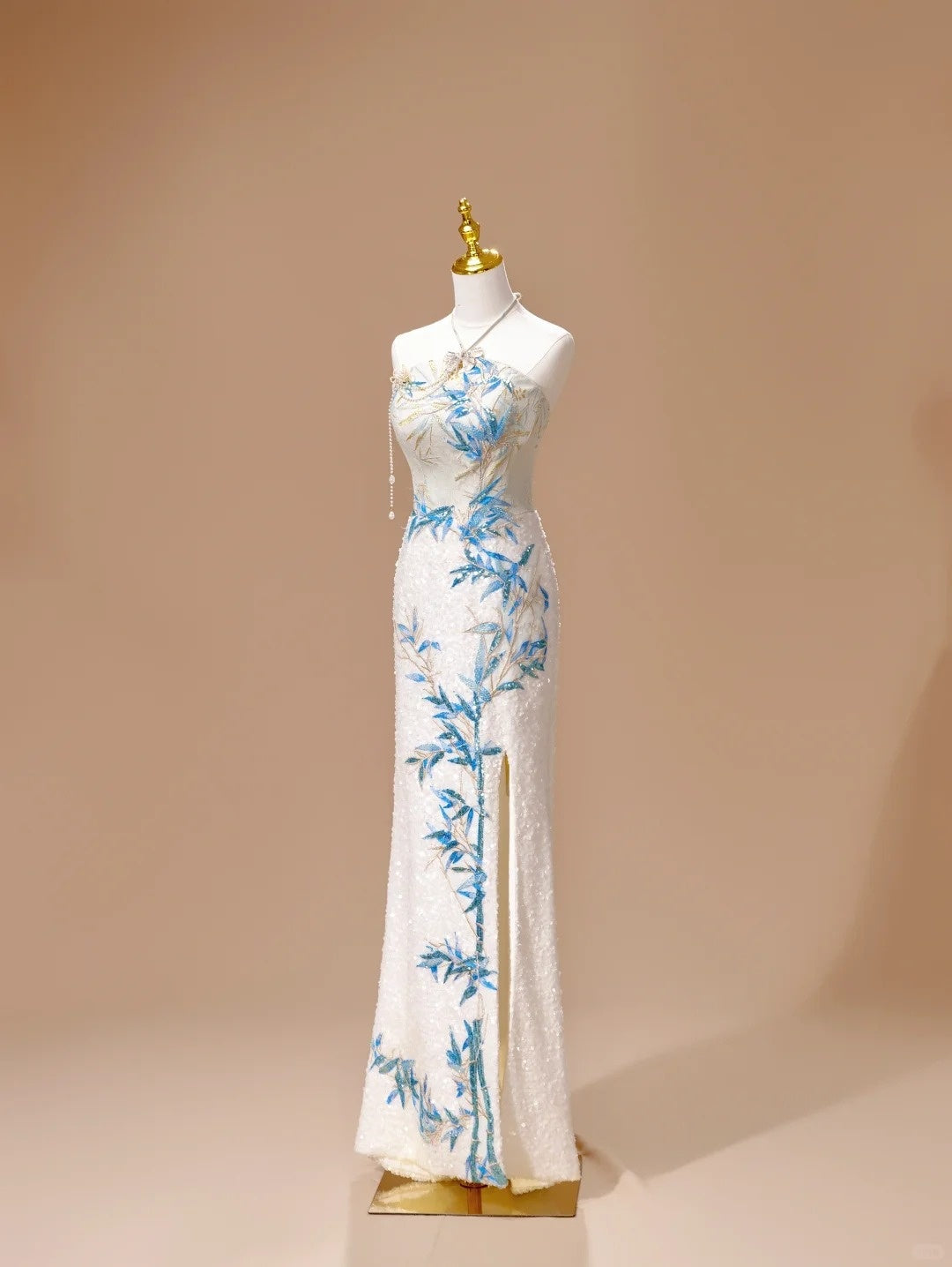 Robe de soirée longue blanche luxueuse, magnifique, brillante, unique, élégante, exquise, florale, perles de bambou, paillettes, bretelles, robe de bal, robe de réception de mariage, robe de bal gh4026