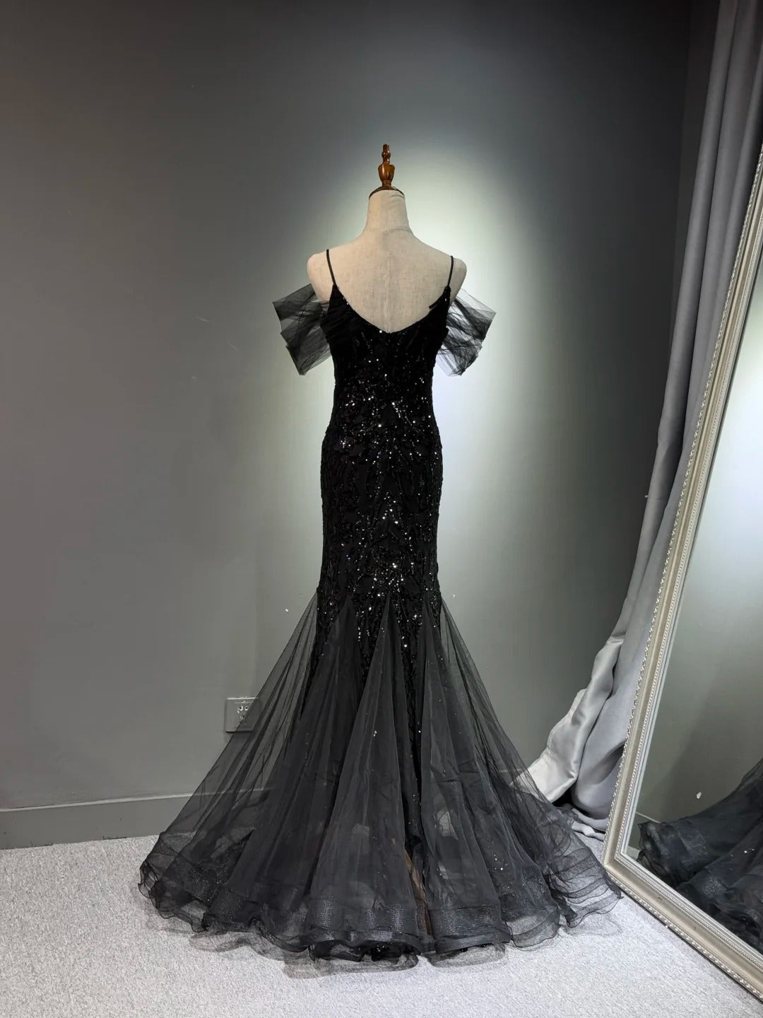 Girlhomeshops -Black shiny mermaid long sequined ball gown evening dress graduation dress gh5112
