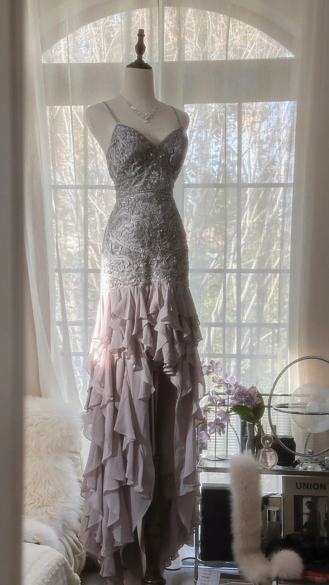 Lila Romantisches Wunderschönes Exquisites Elegantes Perlenbesetztes Spitzen-Lang-Chiffon-Abendkleid Ballkleid Ballkleid Geburtstags-Ferien-Partykleid gh4046