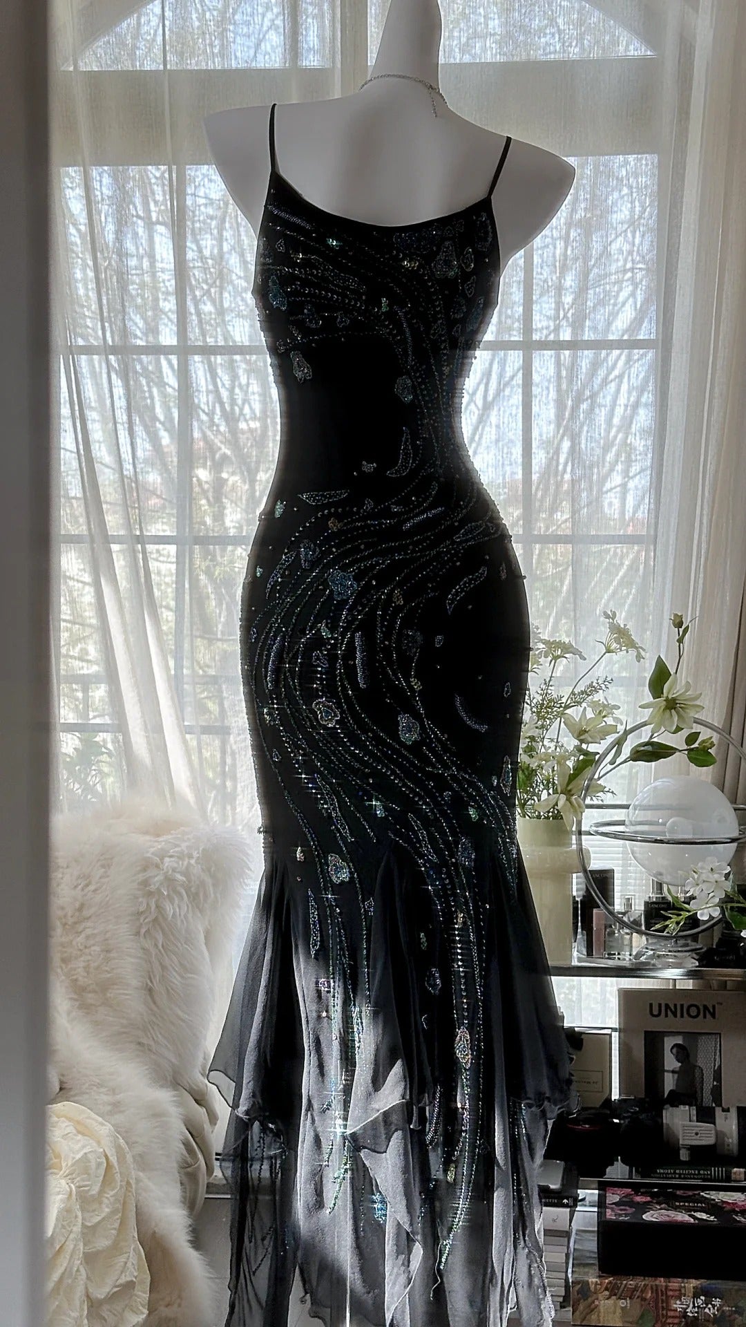 Schwarzes, glänzendes, luxuriöses, wunderschönes, exquisites, perlenbesetztes, langes Meerjungfrauenkleid aus Chiffon, Feenballkleid, Abendkleid, Hochzeitsgast, Partykleid, Ballkleid, Verabredungskleid, Abschlussballkleid, gh3992
