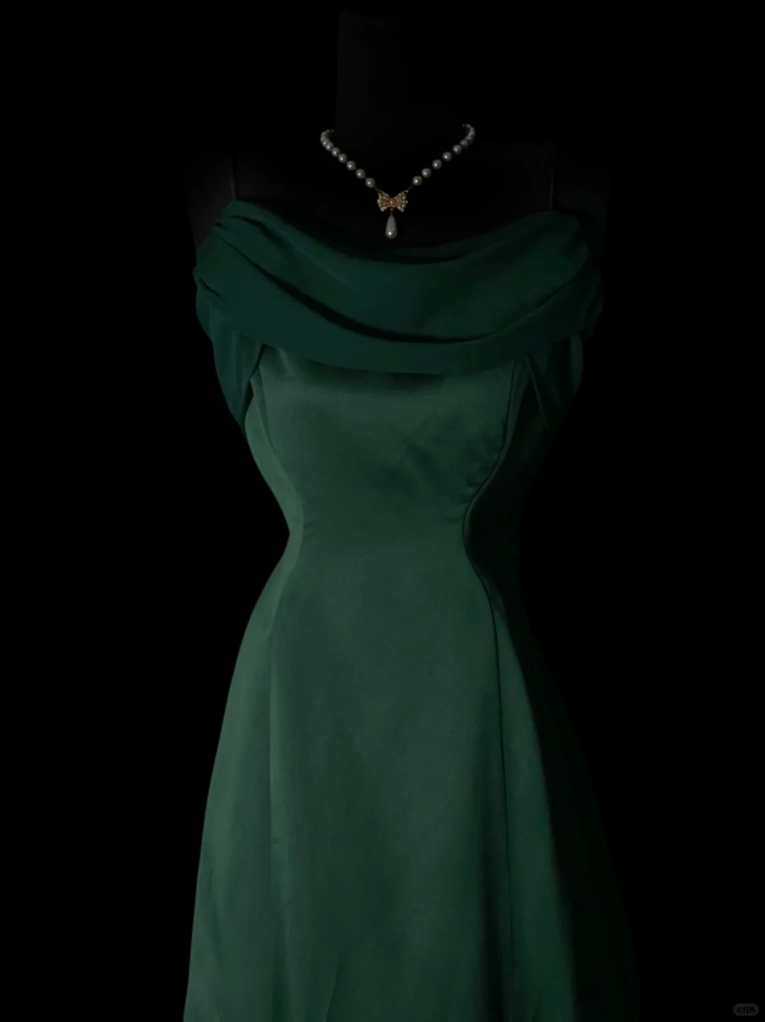 Dark Green Vintage Satin Evening Gown, Off‑the‑Shoulder Cowl Draped Neck, Fitted Waist, A‑Line Floor‑Length Skirt, Formal Prom Party Dress gh8888