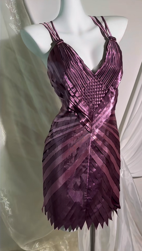 Sexy Plum V Neck Short Prom & Evening Party Dress, Double Spaghetti Straps, Pleated Satin Bodycon Silhouette gh8546