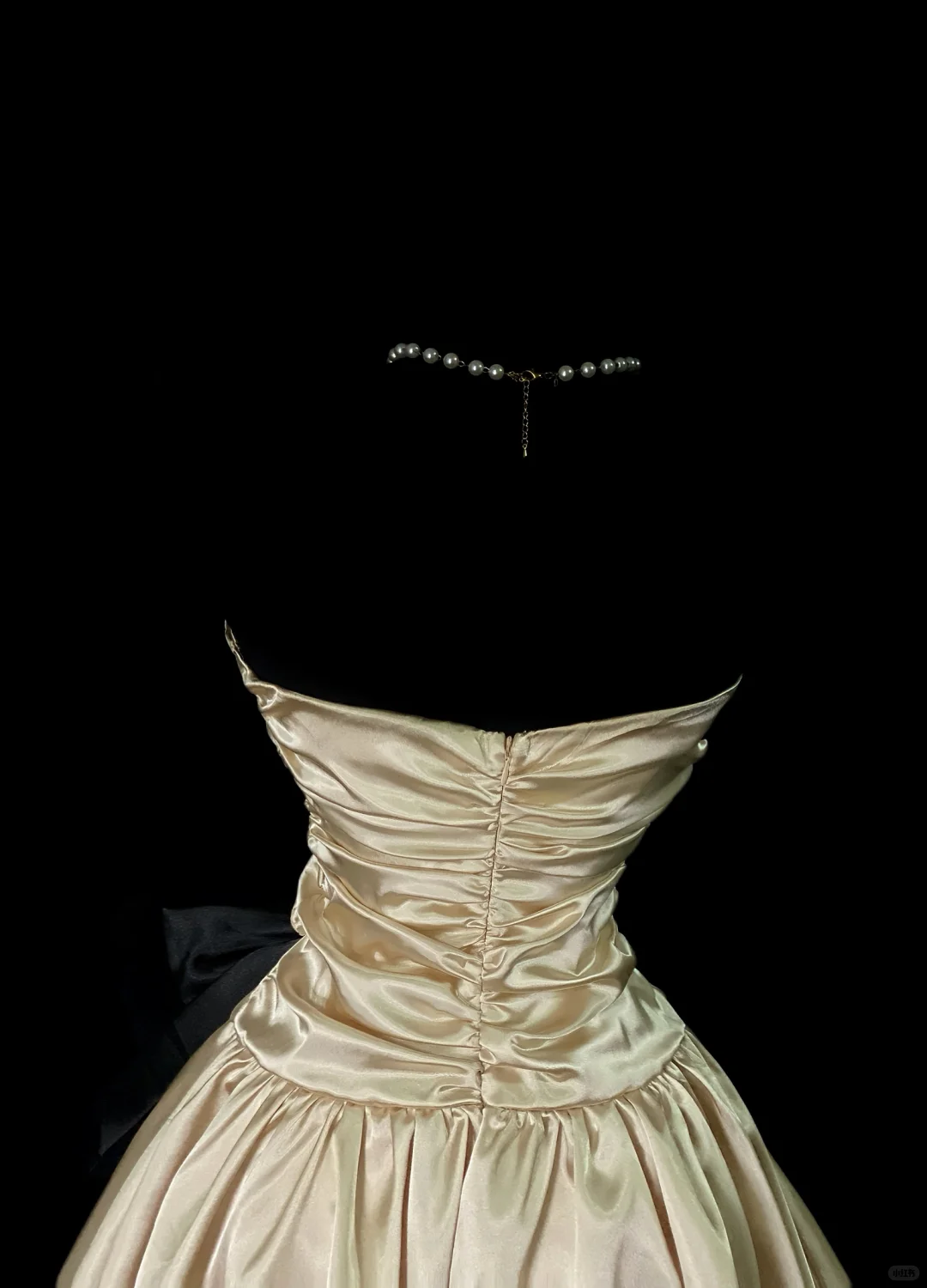 Champagne Satin Strapless Vintage Midi Prom Gown, Ruched Bodice, Large Side Black Satin Bow, High Fitted Waist, A‑Line Full Midi Skirt, Black Tulle Lining, Retro Cocktail Party Dress gh8876