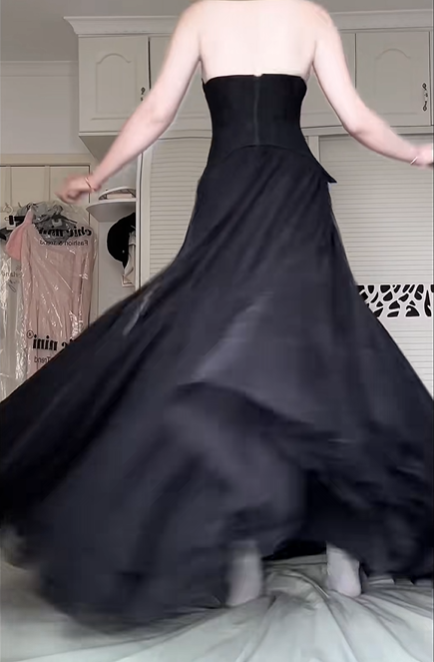 Black‑Tulle A‑Line Prom Gown, Strapless Sweetheart Lace‑Corset‑Bodice Floor‑Length Evening Dress gh9048