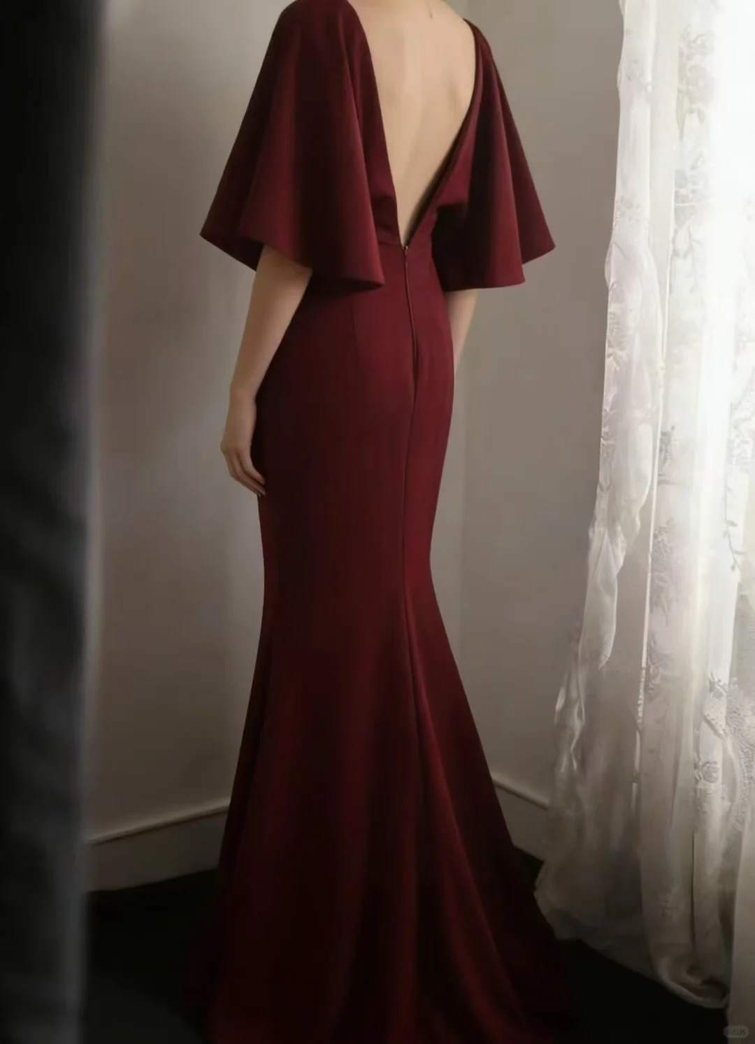 Burgundy V‑Neck Mermaid Evening Gown, Cape Flutter Sleeves Fitted Long Mermaid Formal Party Dress gh9104