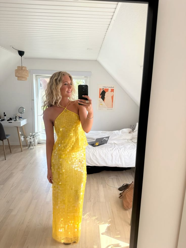 Costume deux pièces jaune brillant à paillettes, robe longue de vacances en bord de mer, robe de soirée gh4860