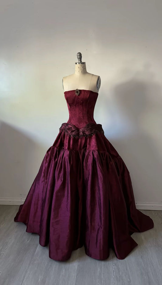 girlhomeshops – Burgunderrotes langes Vintage-Satinkleid gh5727