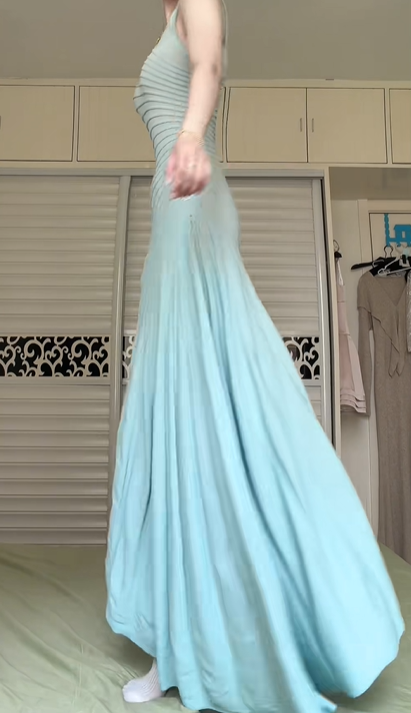 Mint Green Sleeveless Round Neck Long Evening Gown, Diagonal Pleated Bodice Flowy Maxi Formal Prom Dress gh9012