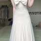 Off‑White Halter V‑Neck Evening Gown, Large Satin Bow Slim A‑Line Floor‑Length Bridesmaid Prom Dress gh9056