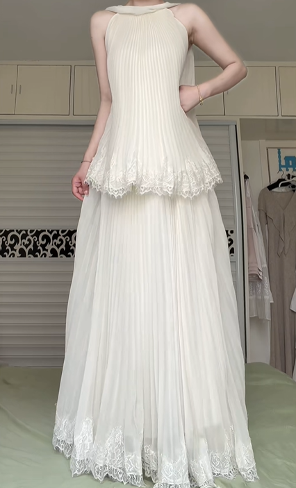 Ivory Halter Neck Pleated Long Evening Gown, Lace Trim Peplum Overlay Double‑Layer Chiffon Floor‑Length Formal Prom Dress gh8988