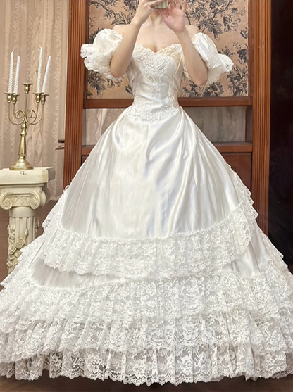 Ivory Vintage Satin Wedding Gown, Sweetheart Neckline Puff Short Sleeves, Lace Appliqué Fitted Waist, Multi‑Tiered Ruffled Lace Ball Gown Skirt, Bridal Prom Dress gh8721