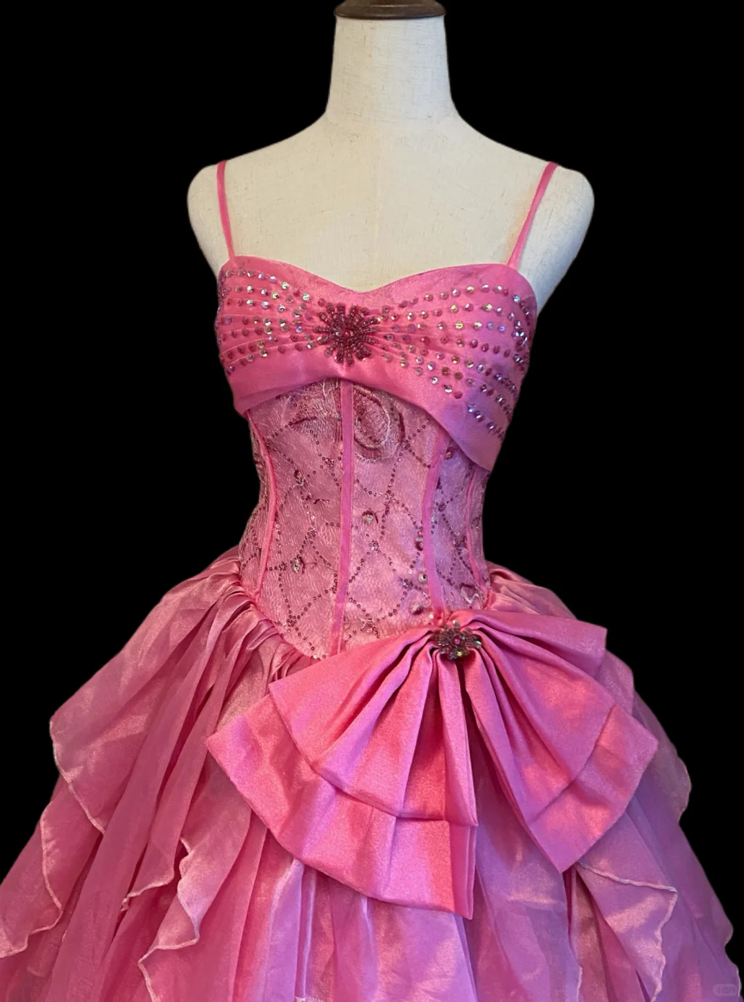 Pink Spaghetti Strap Princess Ball Gown, Sweetheart Neck, Rhinestone Beaded Bodice, Lace Corset Waist, Large Side Bow, Tiered Ruffled Skirt, Formal Prom Party Dress gh8908